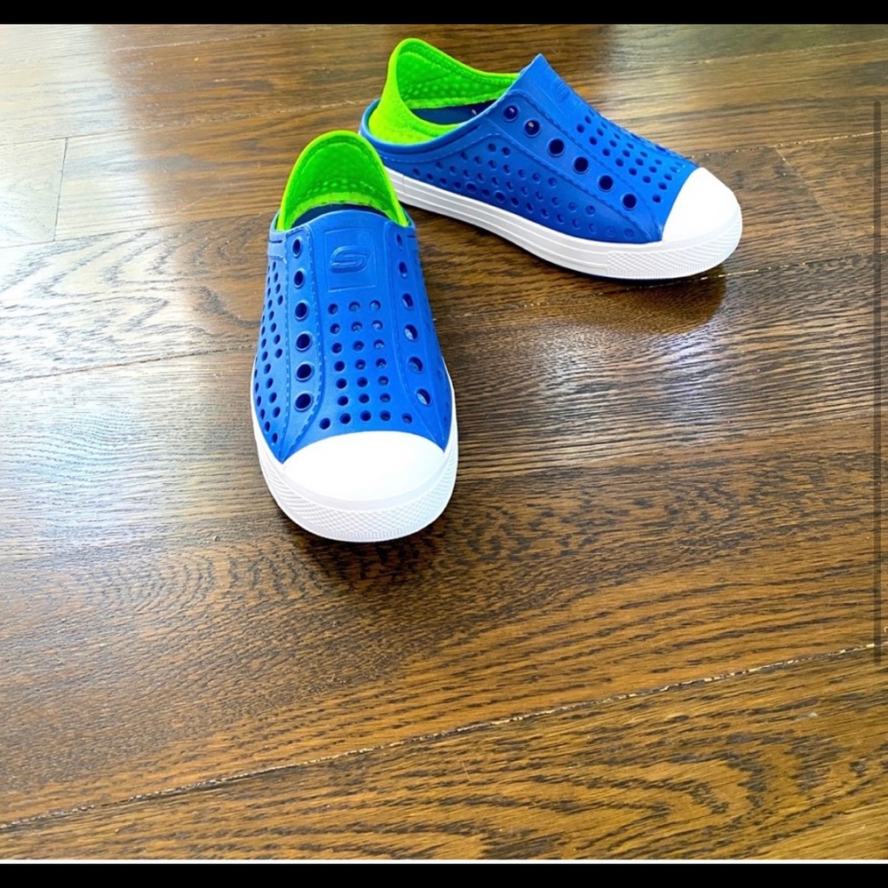 Boys set of 2 pairs, water friendly sandals